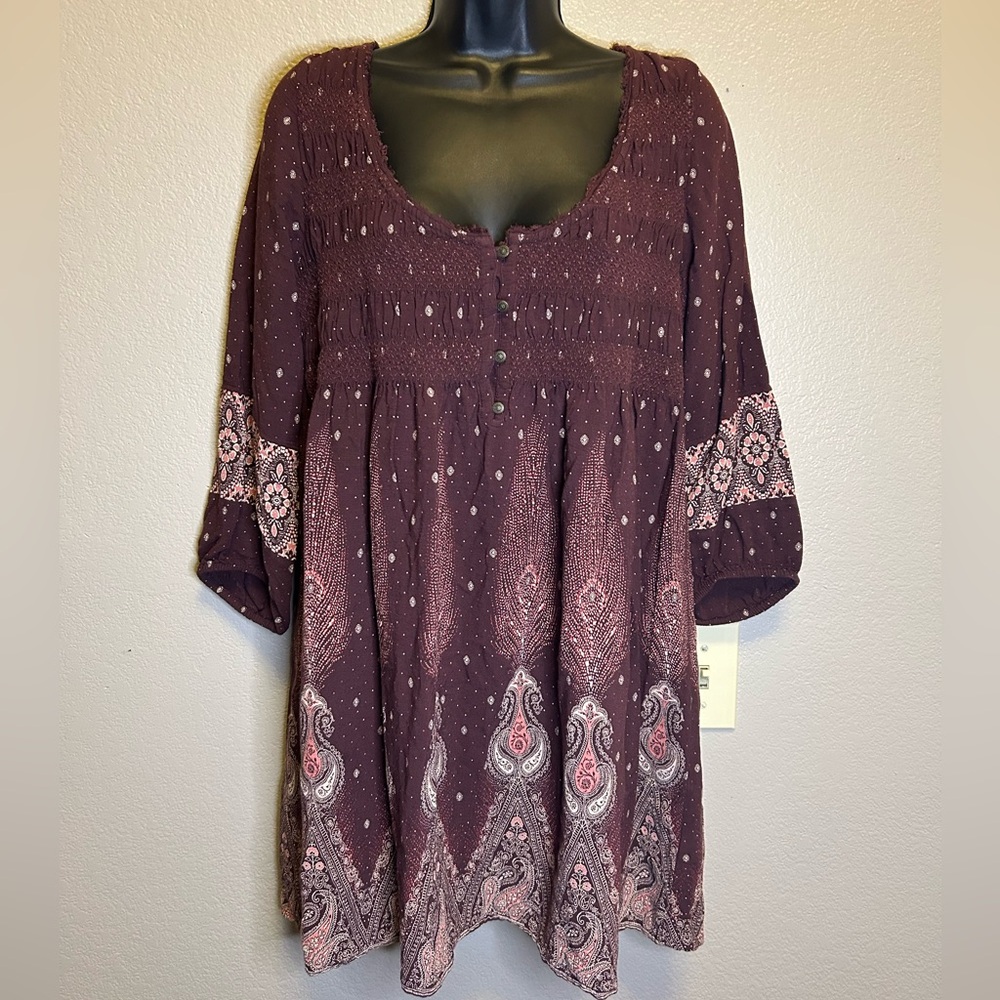 AE BOHO Burgundy BOHO 3/4 Sleeve Flowy Dress Graphic Design Pattern Sz M